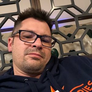 Meet your Posher, Brad